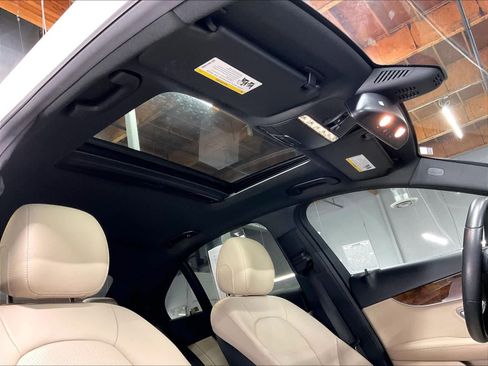 Used 2018 Mercedes-Benz C 300 Sedan image 23