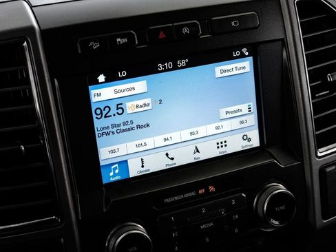 Used 2017 Ford F150 Raptor w/ Equipment Group 802A Luxury image 33