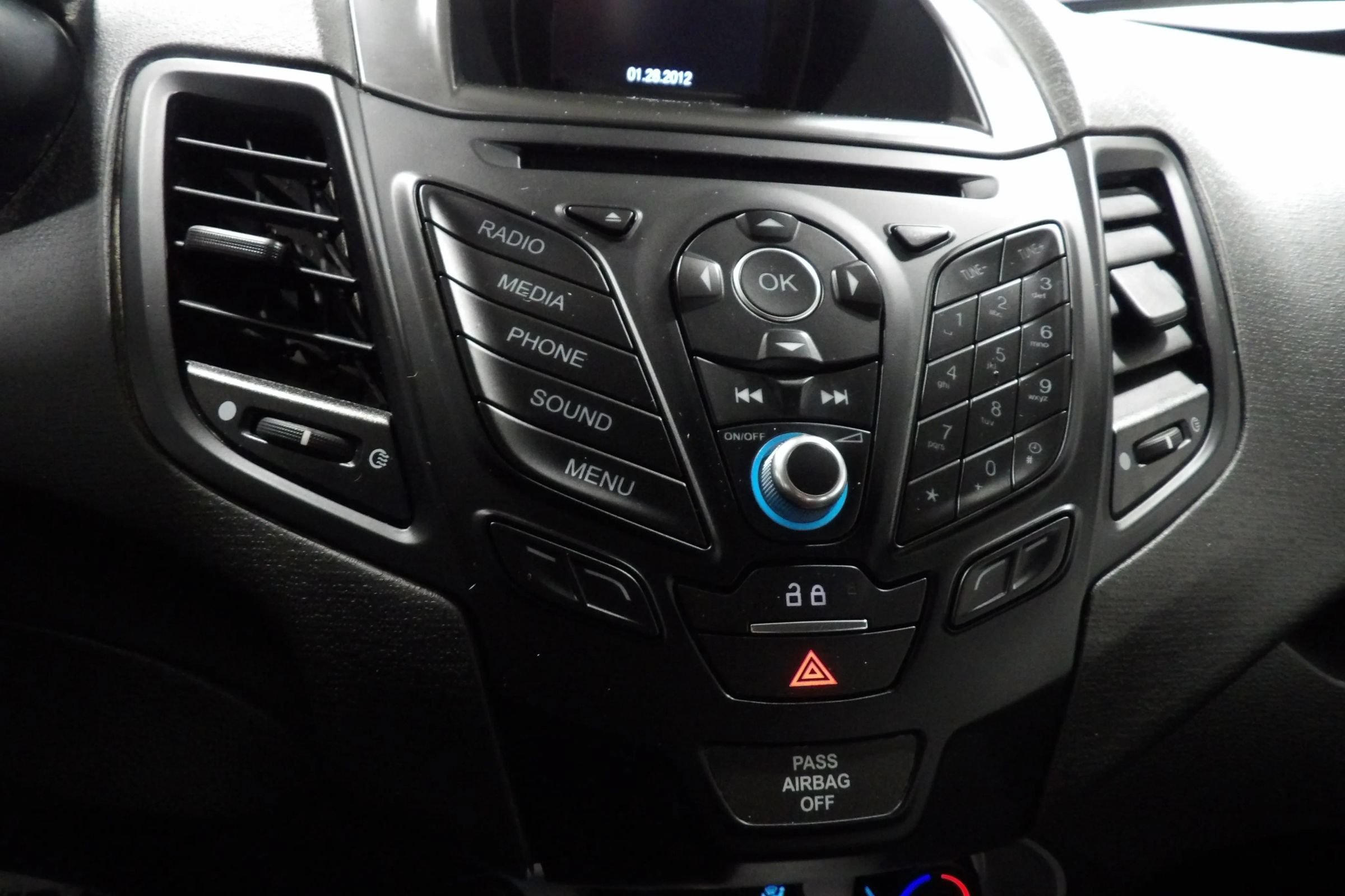 Used 2019 Ford Fiesta SE FWD image 10