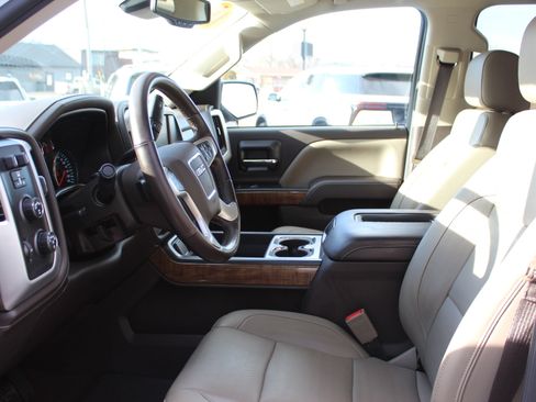 Used 2018 GMC Sierra 1500 SLT image 11