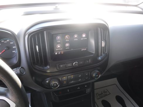 Used 2022 Chevrolet Colorado W/T w/ WT Convenience Package image 18