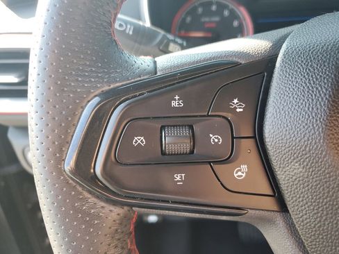 Used 2022 Chevrolet TrailBlazer RS w/ Technology Package image 30