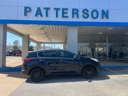 Used 2017 Kia Sportage EX w/ EX Technology Package FWD image 1