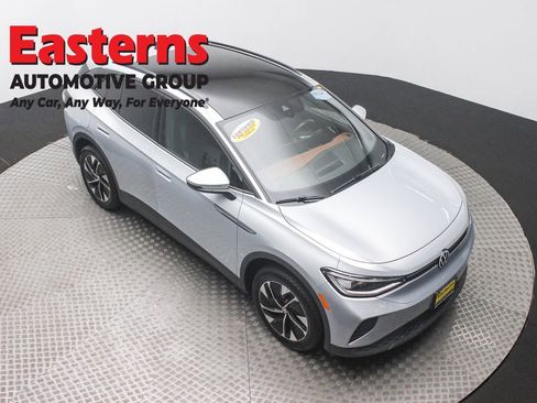 Used 2022 Volkswagen ID.4 Pro S image 3