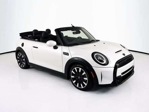Certified 2023 MINI Cooper S FWD image 3