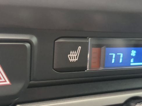 Used 2022 Toyota Tacoma Limited w/ Nightshade Package image 39