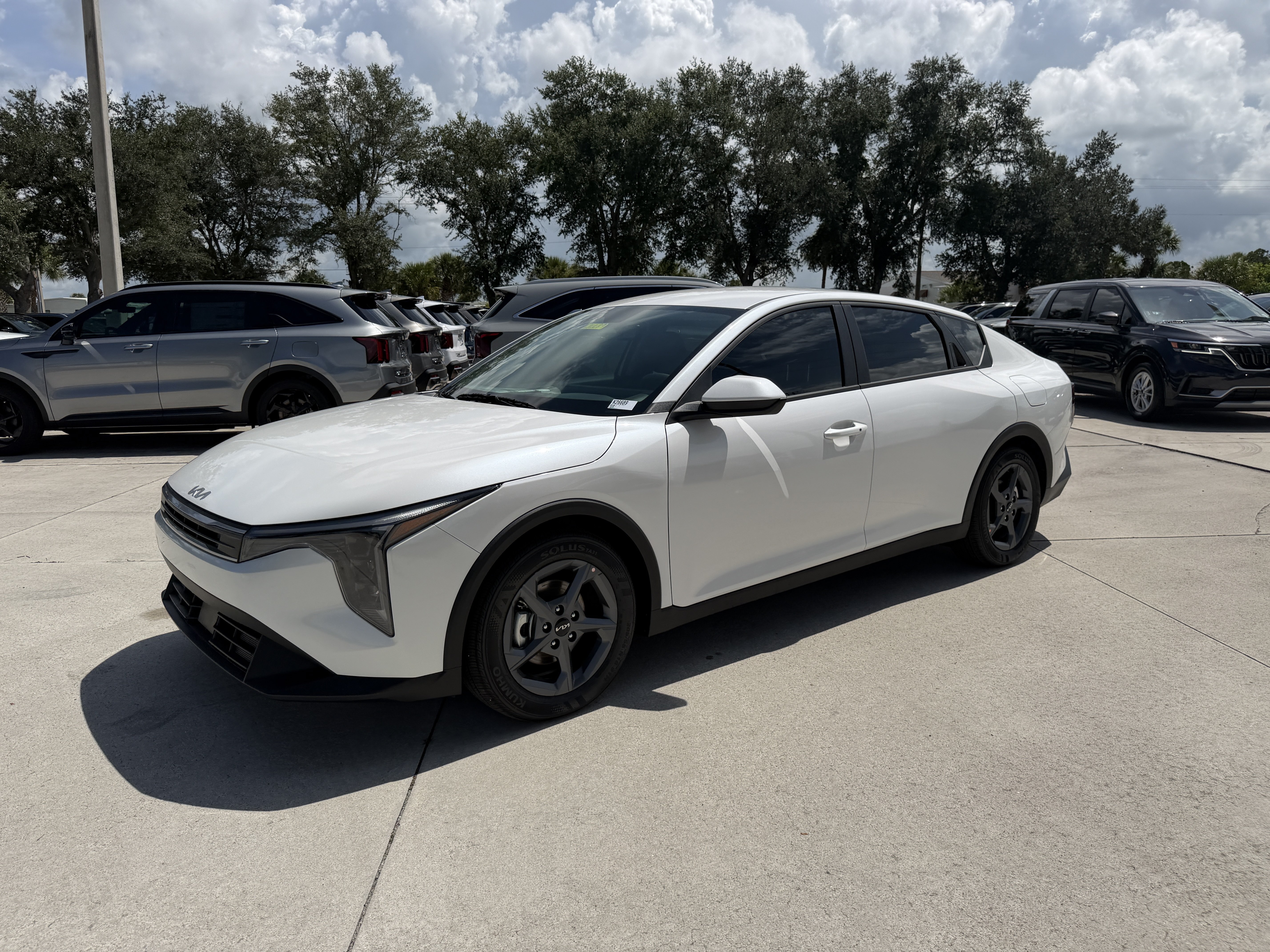 New 2026 Kia K4 FWD image 7