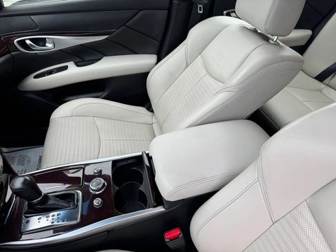 Used 2013 INFINITI M37 x w/ Premium Pkg AWD/4WD image 13