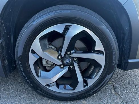 Certified 2024 Subaru Forester Touring AWD/4WD image 40