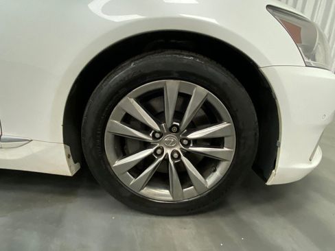 Used 2014 Lexus LS 460 AWD w/ Comfort Package image 16