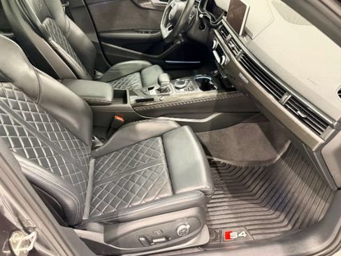 Used 2019 Audi S4 Premium Plus w/ Premium Plus Package AWD/4WD image 38