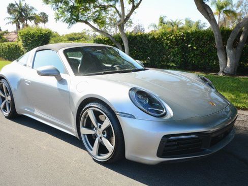 Used 2021 Porsche 911 AWD/4WD image 11