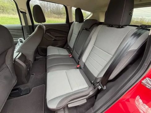 Used 2015 Ford Escape SE AWD/4WD image 14
