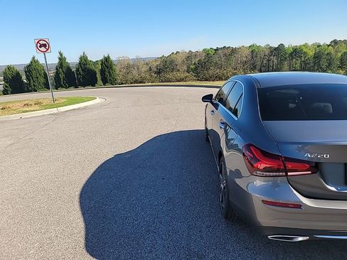 Used 2021 Mercedes-Benz A 220 image 7