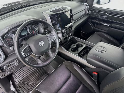 Used 2022 RAM 1500 Laramie AWD/4WD image 11