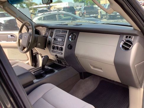 Used 2013 Ford Expedition XLT w/ HD Trailer Tow Pkg AWD/4WD image 39