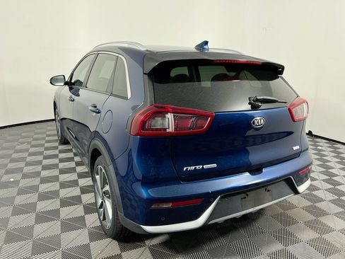 Used 2019 Kia Niro Touring FWD image 5