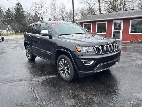 Used 2022 Jeep Grand Cherokee Limited image 2