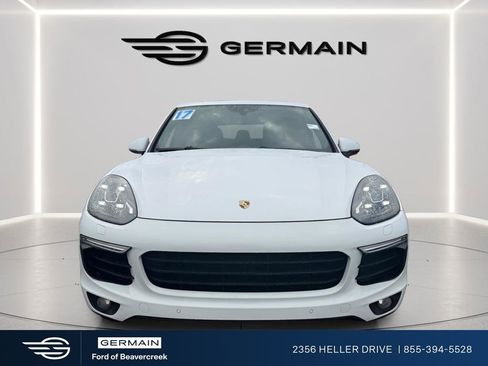 Used 2017 Porsche Cayenne Platinum Edition w/ Premium Package Plus (PJX) AWD/4WD image 2