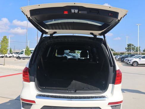 Used 2015 Mercedes-Benz GL 63 AMG 4MATIC image 8