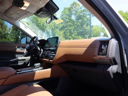 Used 2023 Nissan Pathfinder Platinum AWD/4WD image 41