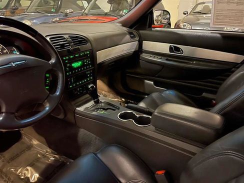 Used 2002 Ford Thunderbird image 31