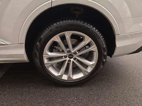 Used 2025 Audi Q7 2.0T Premium w/ Convenience Package image 36