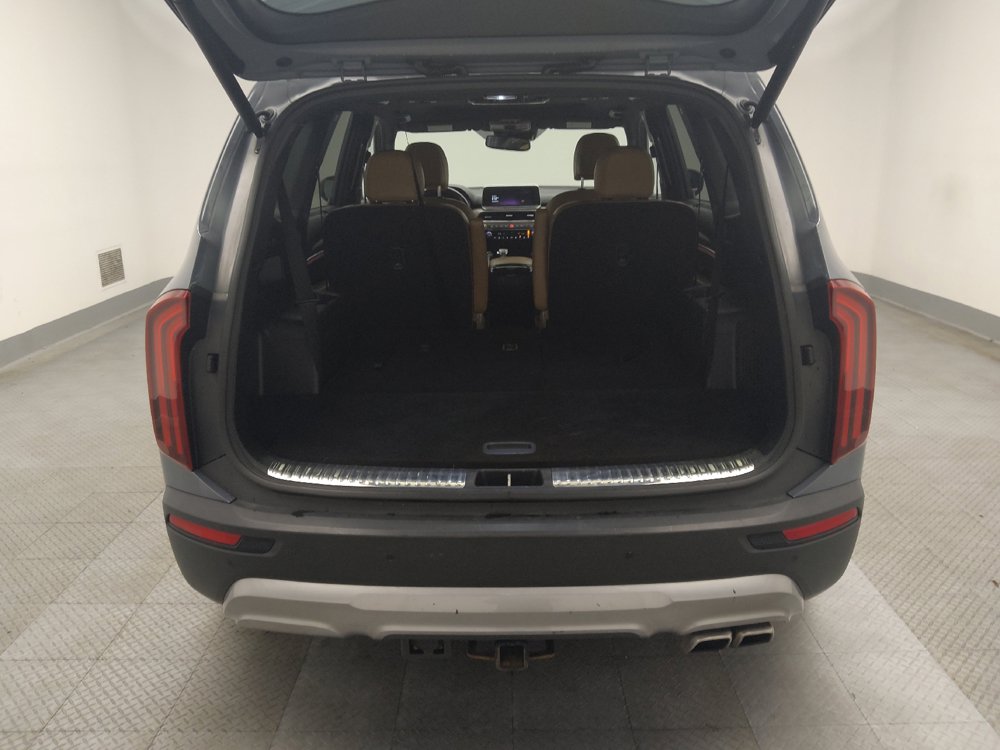 Used 2022 Kia Telluride SX w/ Towing Package FWD image 29