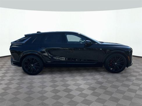 New 2026 Cadillac Lyriq V image 4