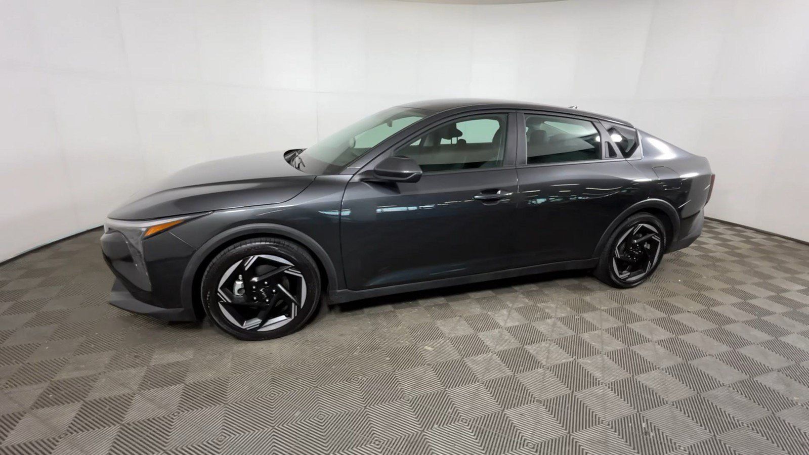 Used 2025 Kia K4 EX FWD image 14