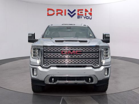 Used 2020 GMC Sierra 2500 Denali w/ Denali Ultimate Package AWD/4WD image 8