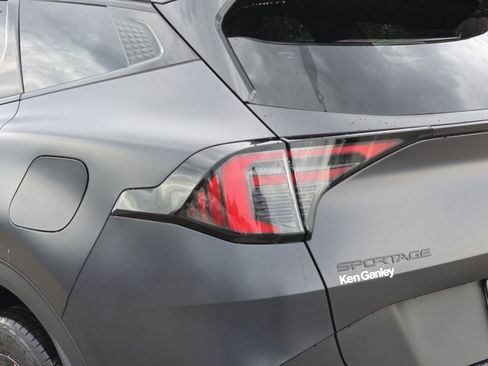 New 2026 Kia Sportage X-Line w/ X-Line Technology Package image 11