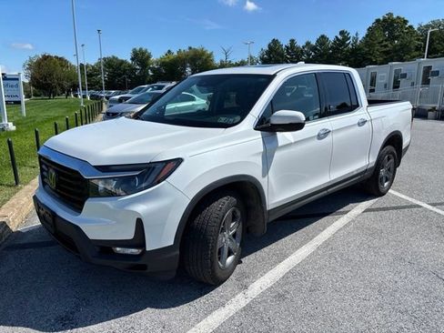 Used 2023 Honda Ridgeline RTL-E image 3
