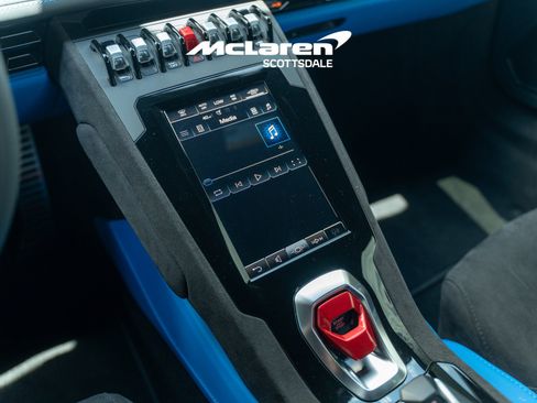 Used 2024 Lamborghini Huracan Tecnica RWD image 15