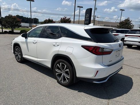 Used 2022 Lexus RX 350L FWD w/ Premium Package image 2