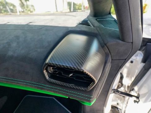 Used 2023 Lamborghini Huracan Tecnica RWD image 90