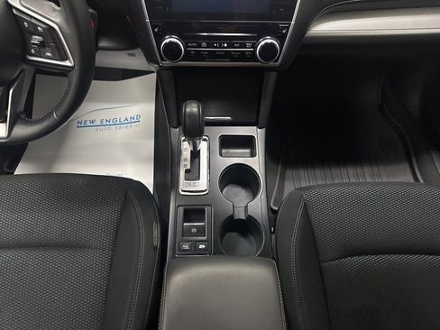 Used 2018 Subaru Outback 2.5i Premium AWD/4WD image 12
