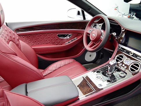 Used 2023 Bentley Continental GT Azure AWD/4WD image 42
