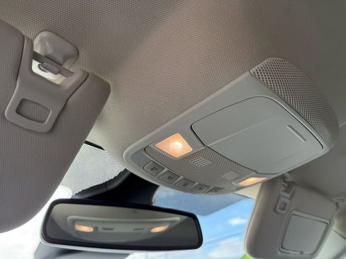 Used 2024 Ford Edge SEL image 28