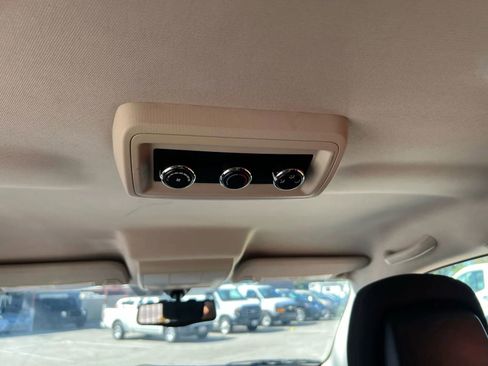 Used 2017 Dodge Journey SE w/ Flexible Seating Group image 20