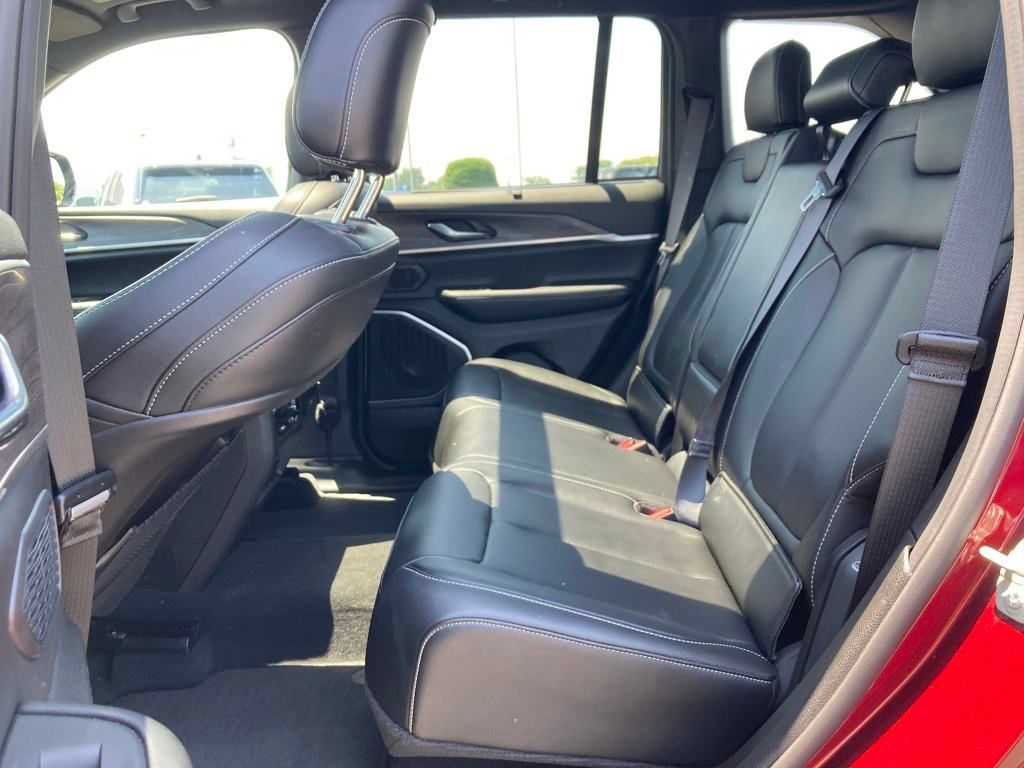 New 2024 Jeep Grand Cherokee Limited 4xe w/ Luxury Tech Group II AWD/4WD image 28