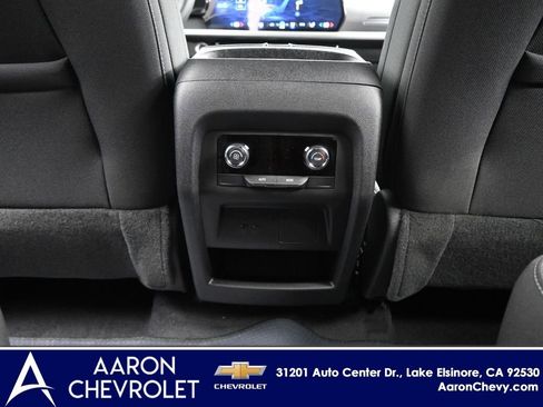 New 2026 Chevrolet Traverse LT image 13