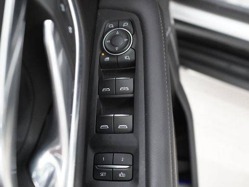 Used 2023 Chevrolet Suburban Premier w/ Texas Edition RWD image 15