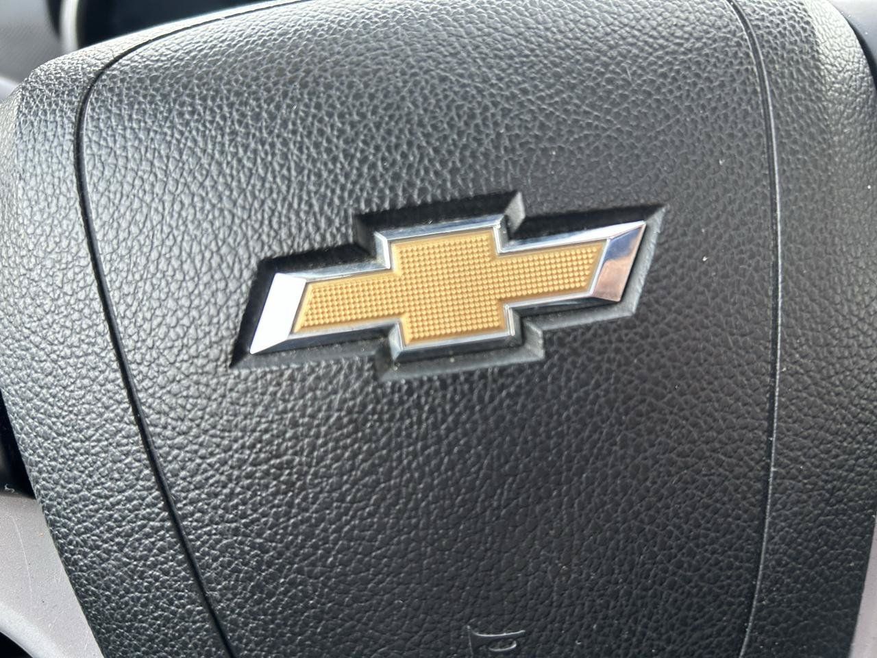 Used 2015 Chevrolet Cruze LT FWD image 21
