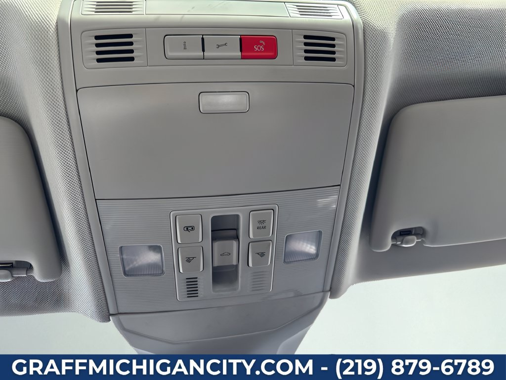 Used 2024 Volkswagen Jetta SE FWD image 26