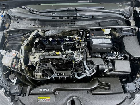 Used 2024 Toyota Corolla LE image 31