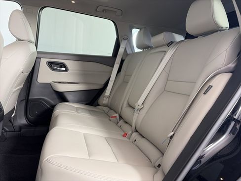 Certified 2023 Nissan Rogue SL AWD/4WD image 7