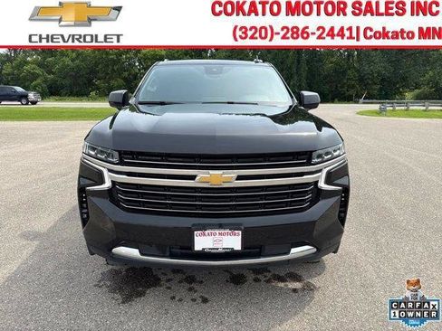 Used 2024 Chevrolet Suburban LT AWD/4WD image 2