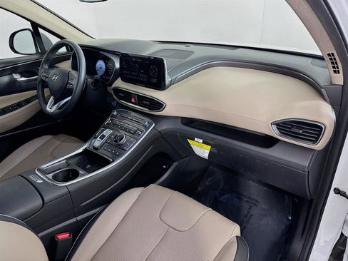 Certified 2022 Hyundai Santa Fe Limited image 31
