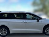New 2026 Chrysler Pacifica Select image 2